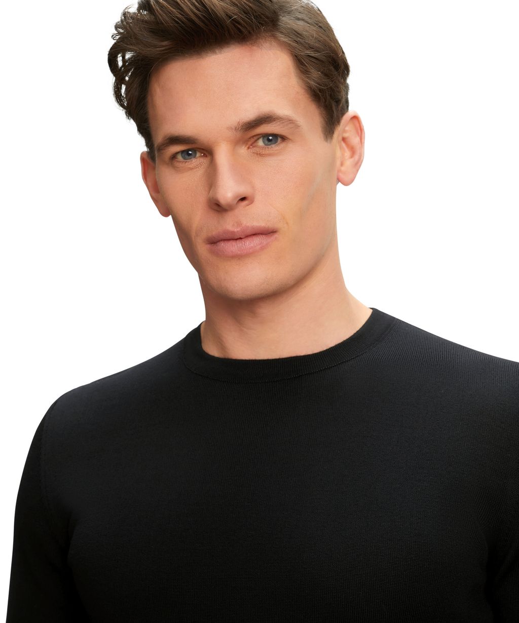 Men Pullover