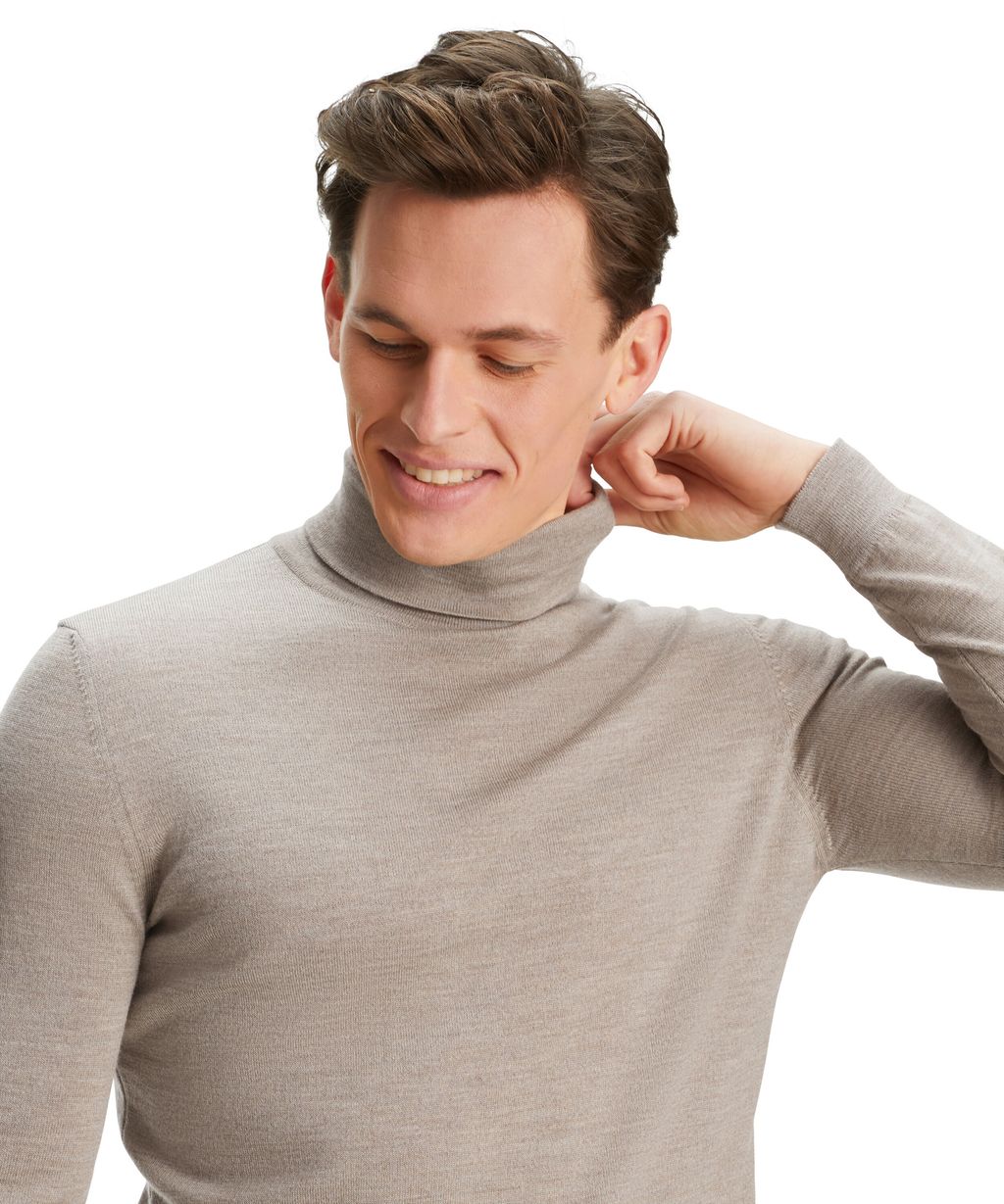 Men Pullover