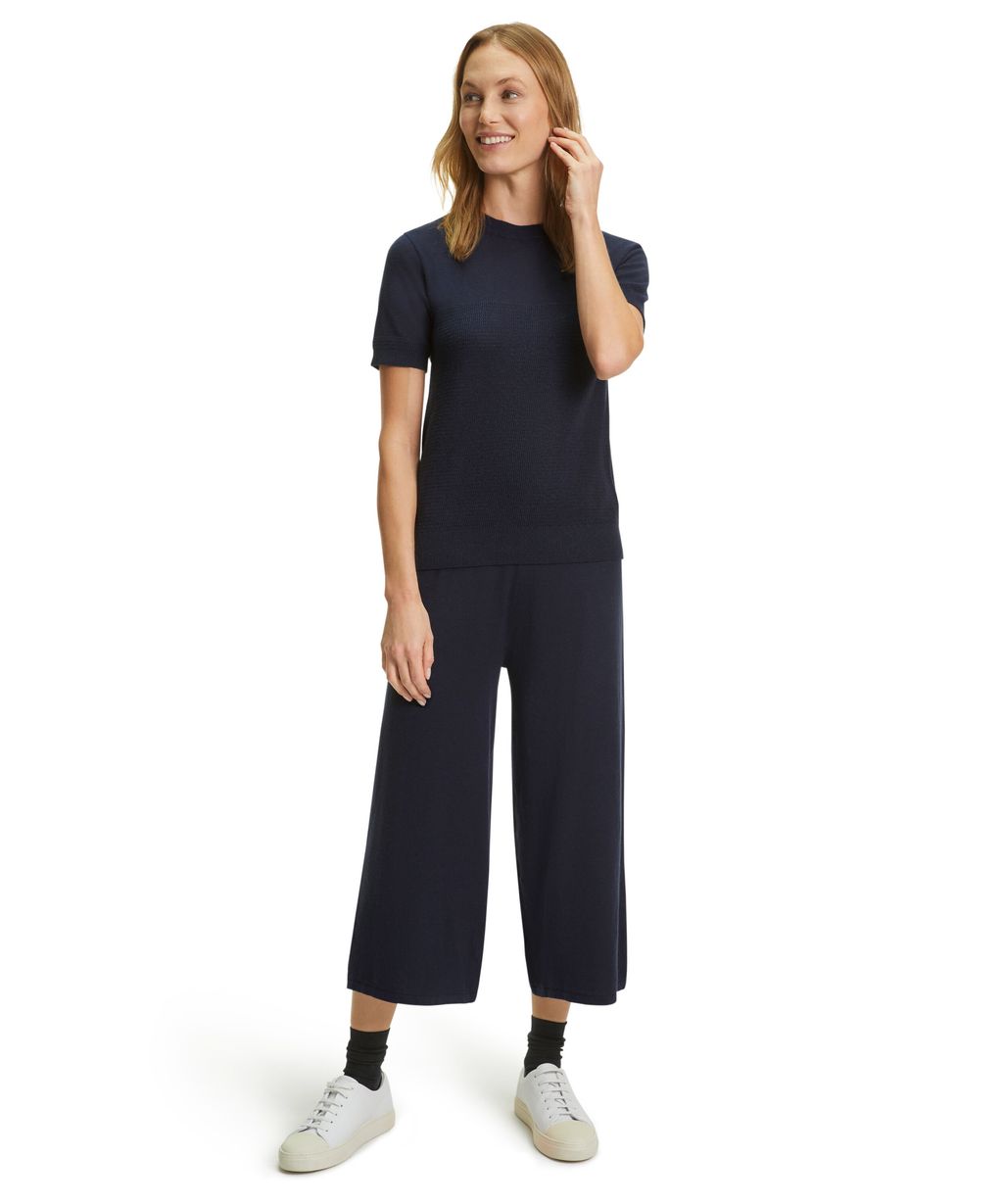 Women T-Shirt Round-neck