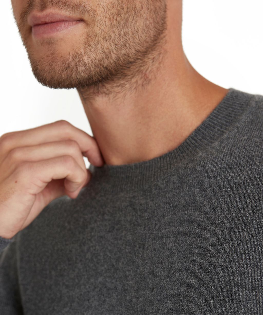 Men Pullover Round-neck