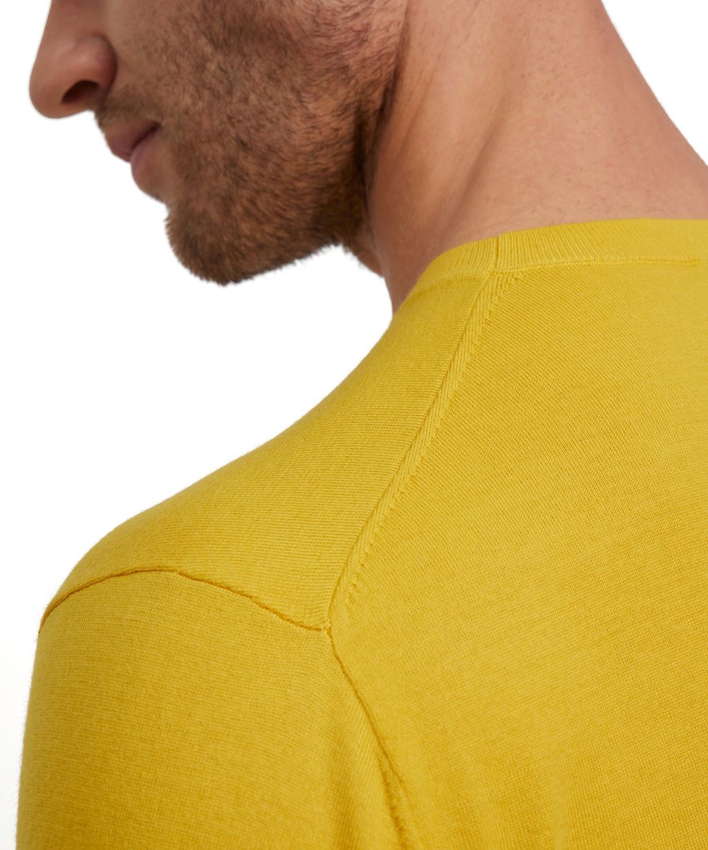 Men Pullover Round-neck