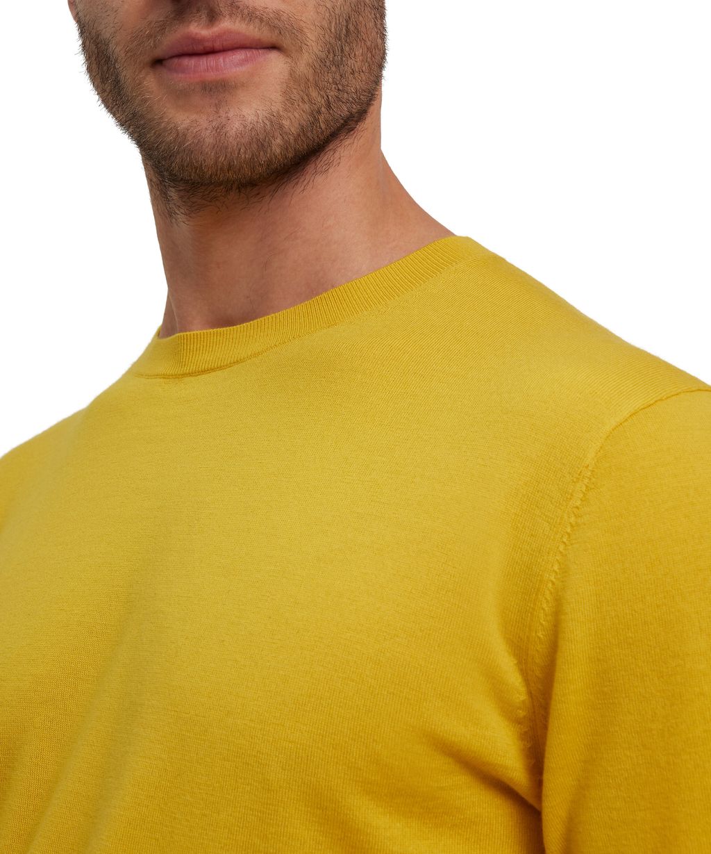 Men Pullover Round-neck