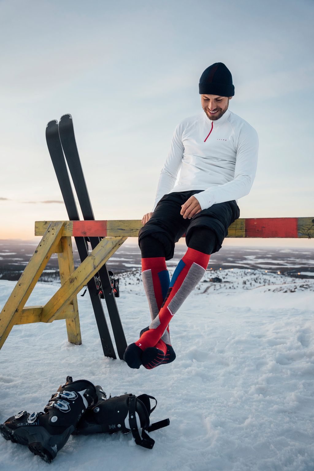 SK4 Advanced Men Skiing Knee-high socks