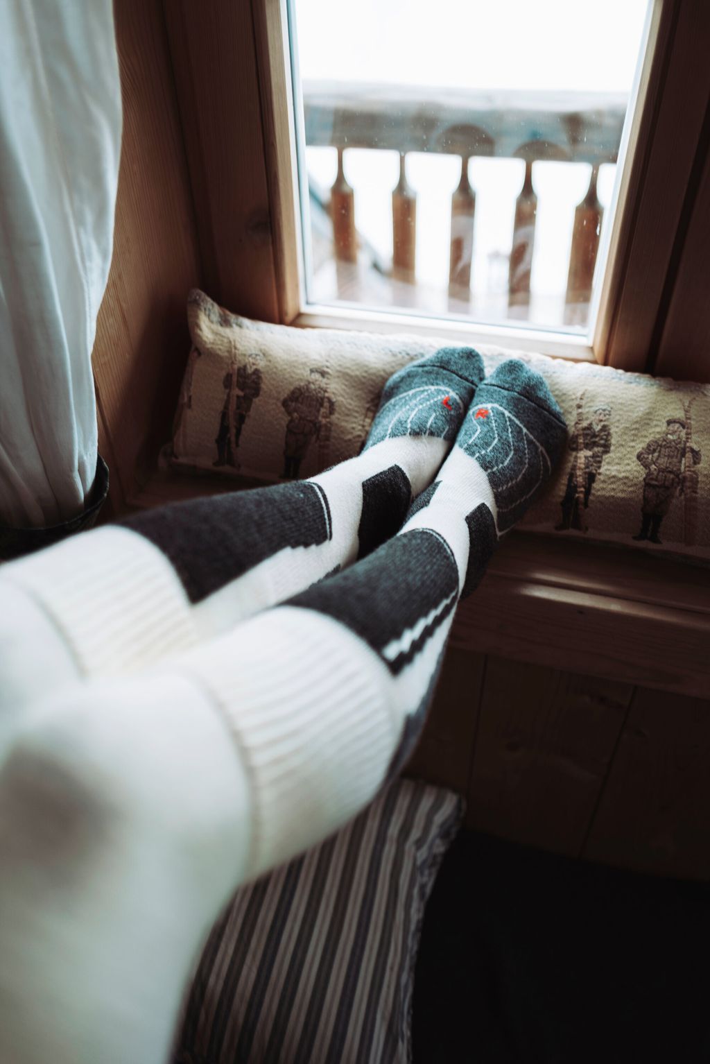SK1 Comfort Women Skiing Knee-high socks