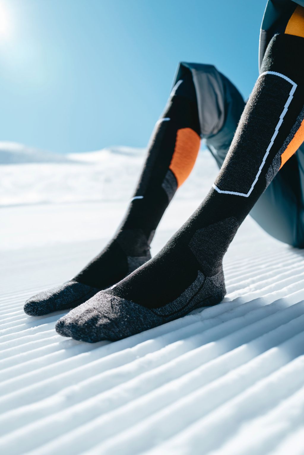 SK4 Advanced Men Skiing Knee-high socks