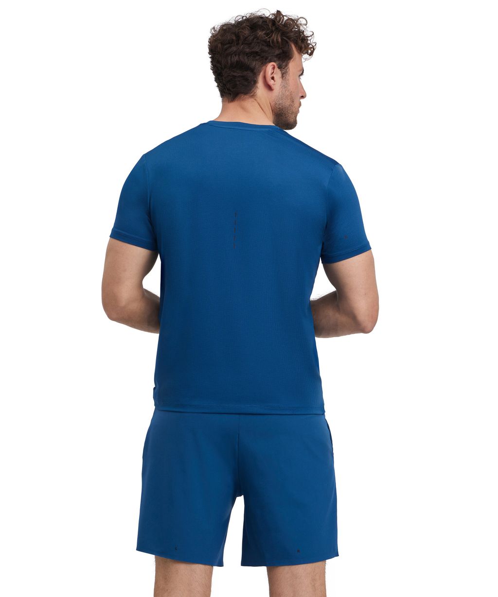 Men Training T-Shirt Round-neck