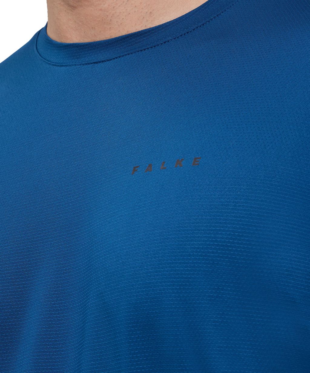 Men Training T-Shirt Round-neck
